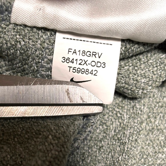 Nike Gray Sweatpants Joggers Athletic Pants Mens Small Embroidered Logo - Picture 10 of 11